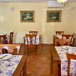 Palac Bed & Breakfast Valun