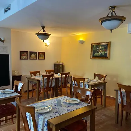 Bed and breakfast Palac 3*