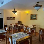 Bed & Breakfast Palac 3*
