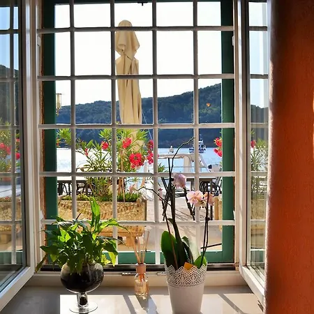 Palac Bed & Breakfast Valun