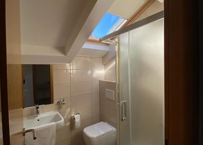 Palac Couette-café Valun