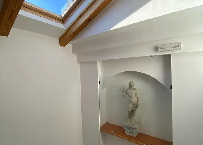 Palac Couette-café Valun